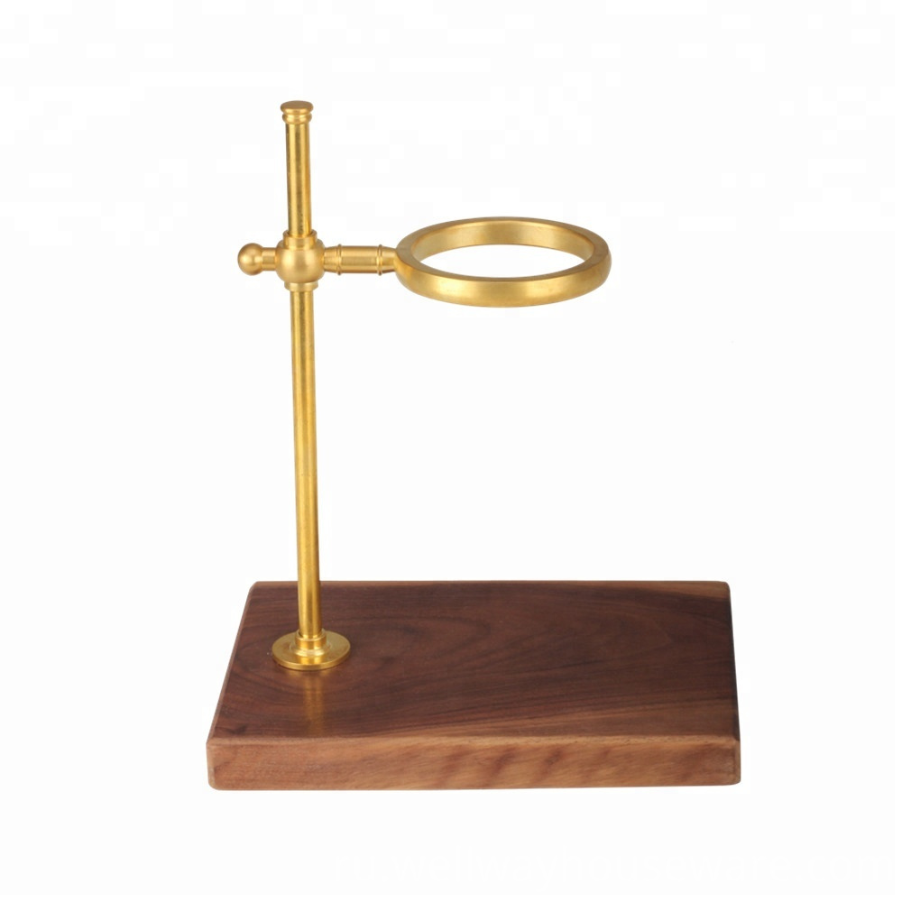 Медная подставка с деревянной основой The Brass Stand With Wooden Base